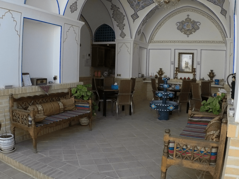 Amirza Traditional Hotel