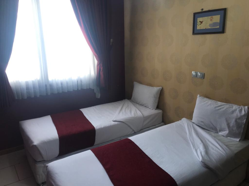 Arian Apartment Hotel in Shiraz