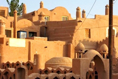 Ateshooni Hostel in Garmeh