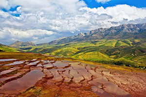 Badab-e Surt Springs Tours