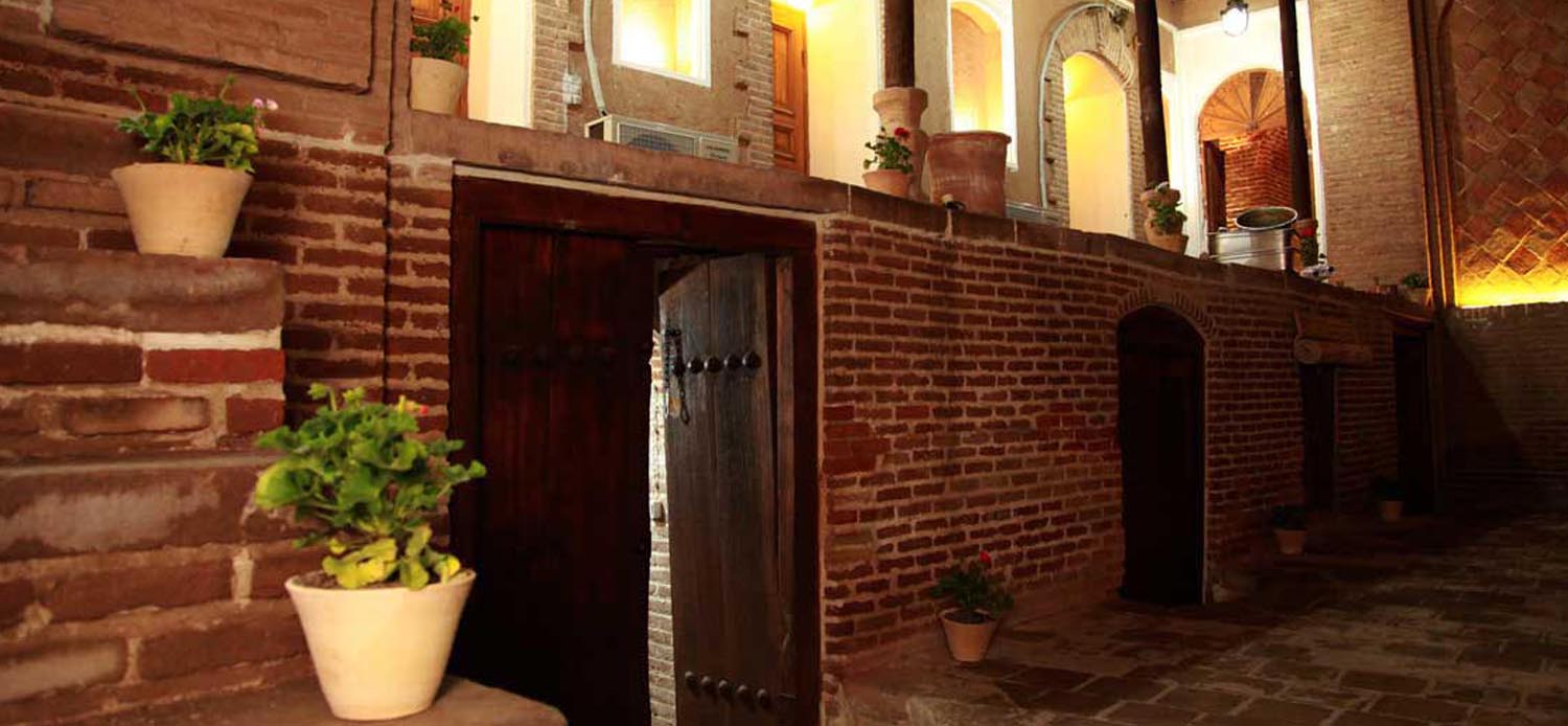 Behrouzi Hotel in Qazvin