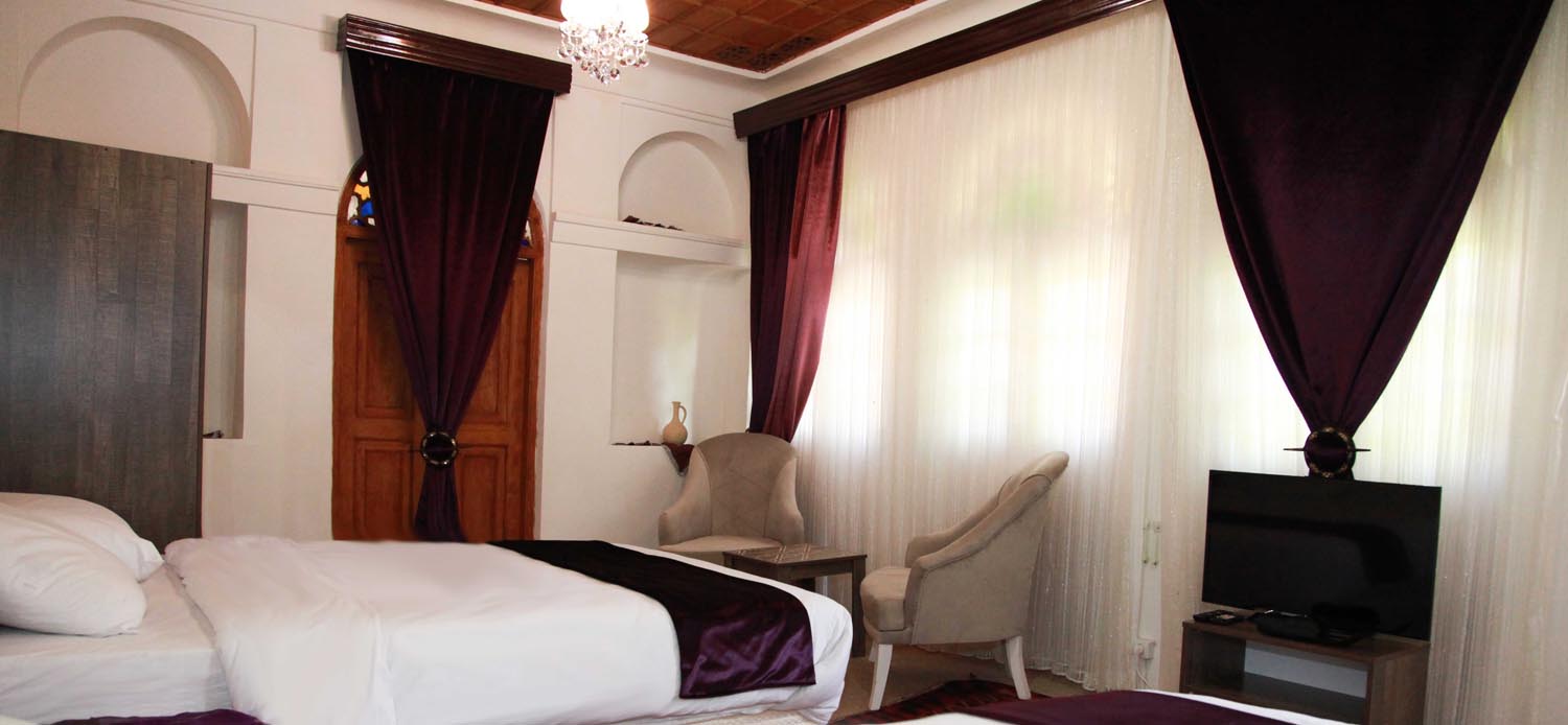 Behrouzi Hotel in Qazvin