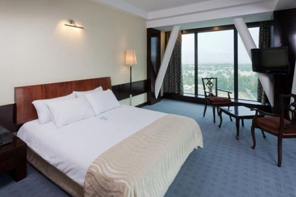 Chamran Grand Hotel in Shiraz