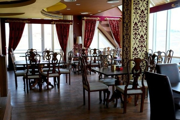 Chamran Grand Hotel in Shiraz