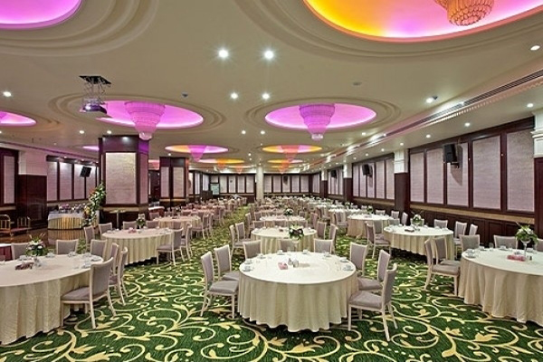 Espinas Hotel Tehran