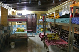 Golshan Traditional Hostel in Shiraz
