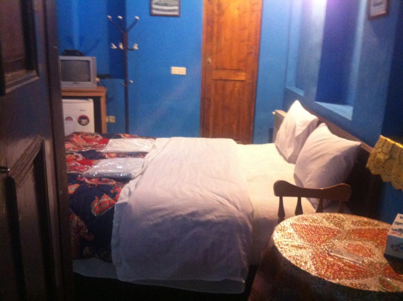 Golshan Hostel in Shiraz
