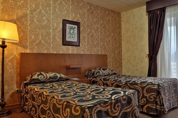 Homa Hotel 1 Mashhad
