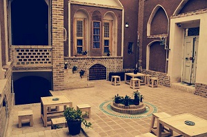 Kushk-e Honar Hostel in Kashan