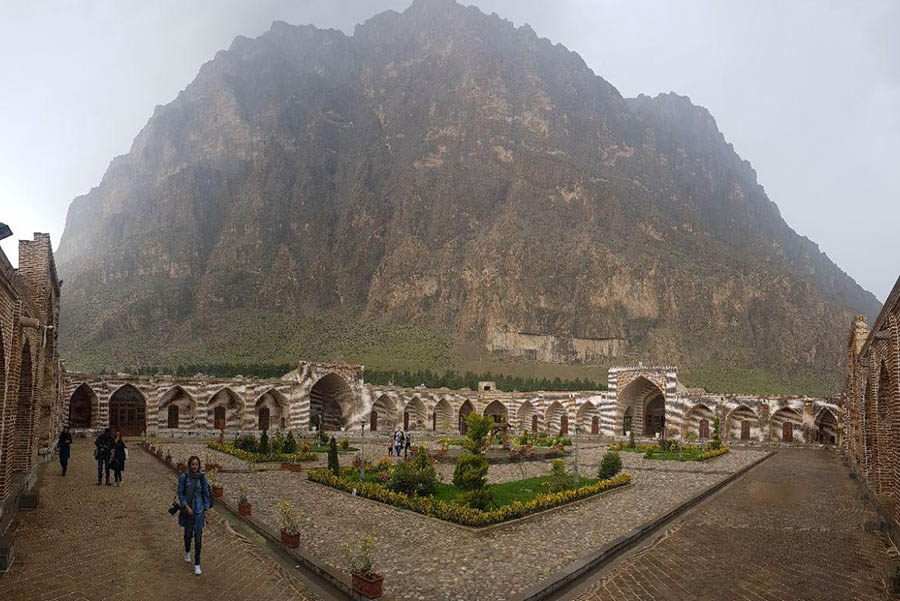 Laleh Bistoon Hotel in Kermanshah