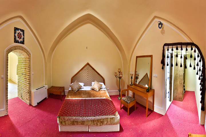 Laleh Bistoon Hotel in Kermanshah