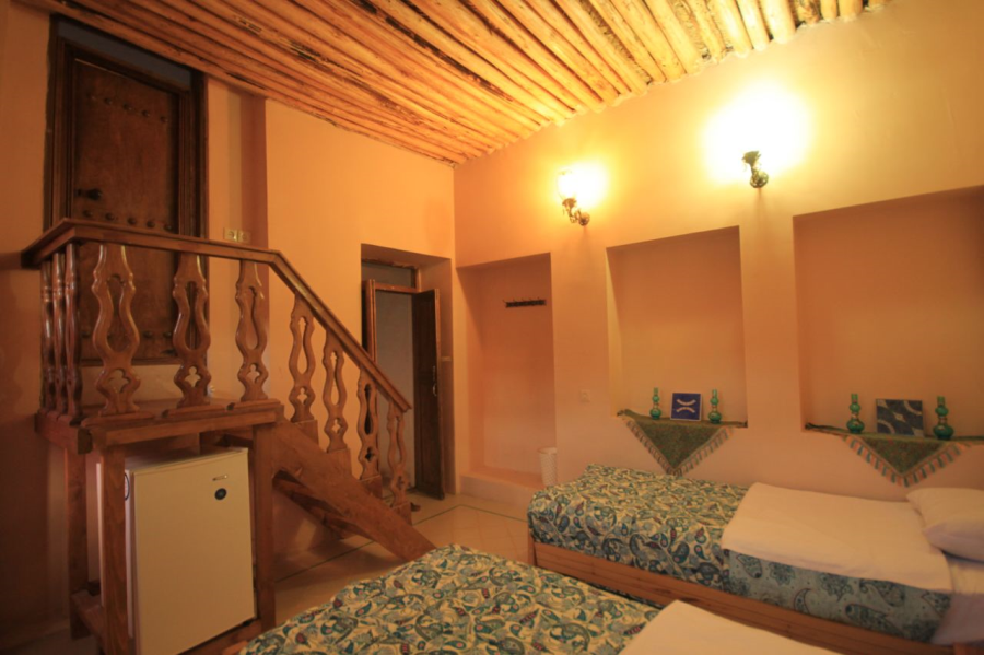 Mahmonir Guesthouse in Shiraz