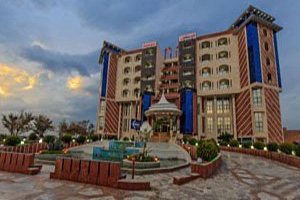 Badle Hotel and Navid Hotel