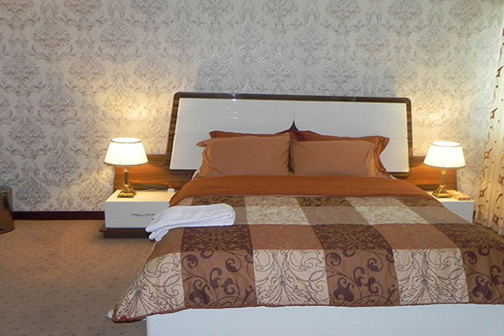 Parsian Azadi Hotel in Abadan
