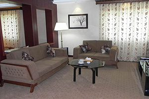 Parsian Azadi Hotel in Abadan