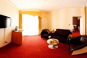 Parsian Azadi Hotel in Shahr-e Kord