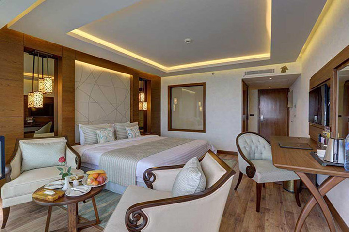 Parsian Azadi Khazar Hotel in Mazandaran