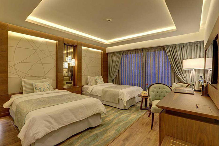 Parsian Azadi Khazar Hotel in Mazandaran