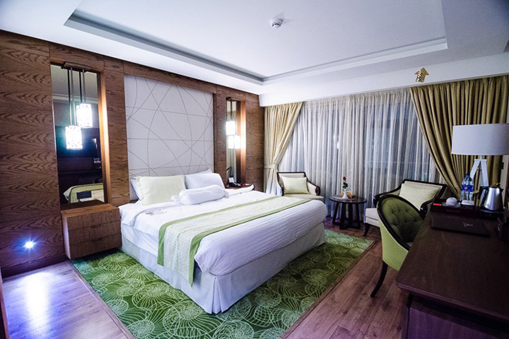 Parsian Azadi Khazar Hotel in Mazandaran