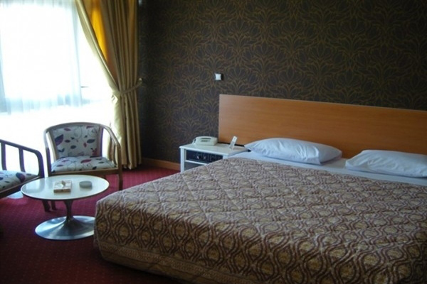 Parsian Azadi Hotel in Shahr-e Kord