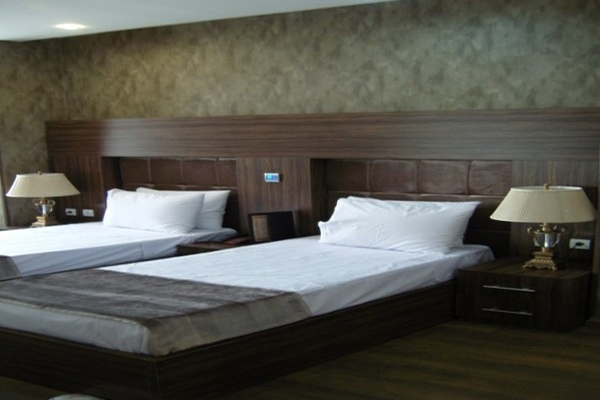 Parsian Azadi Hotel in Shahr-e Kord