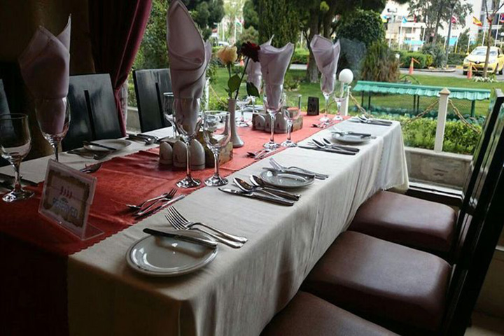 Parsian Esteghlal International Hotel