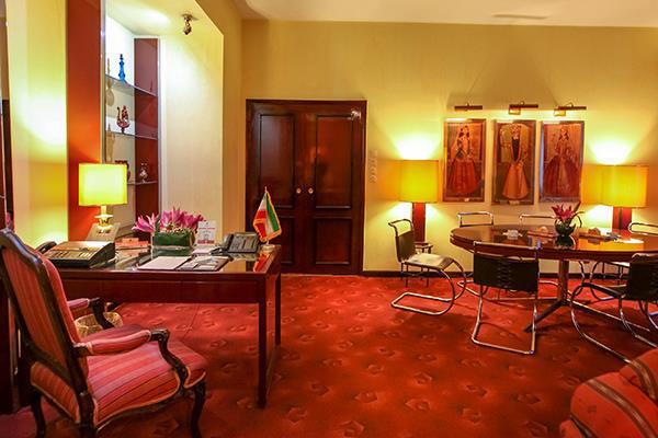 Parsian Esteghlal International Hotel