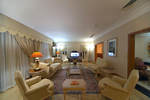 Parsian Esteghlal International Hotel