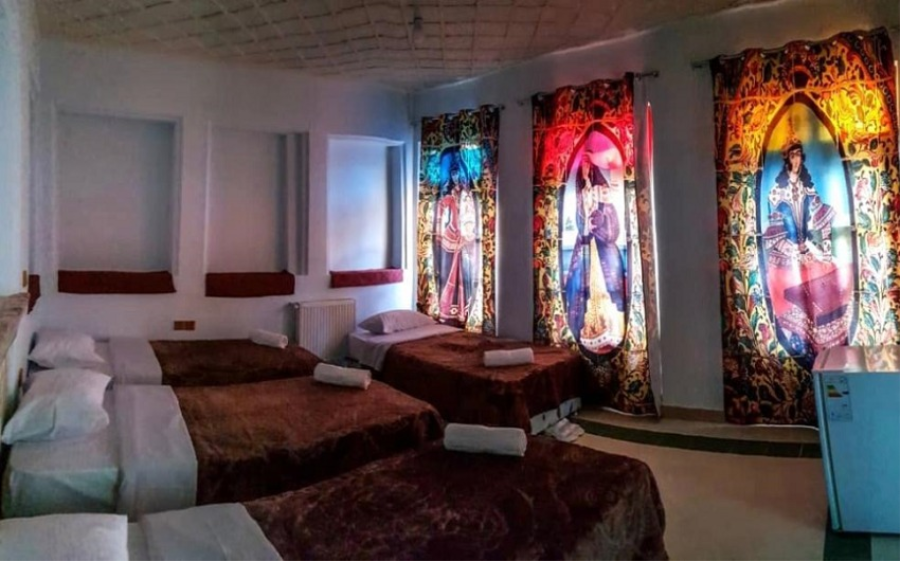 Pasin Traditional Hotel