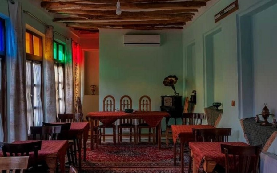 Pasin Traditional Hotel