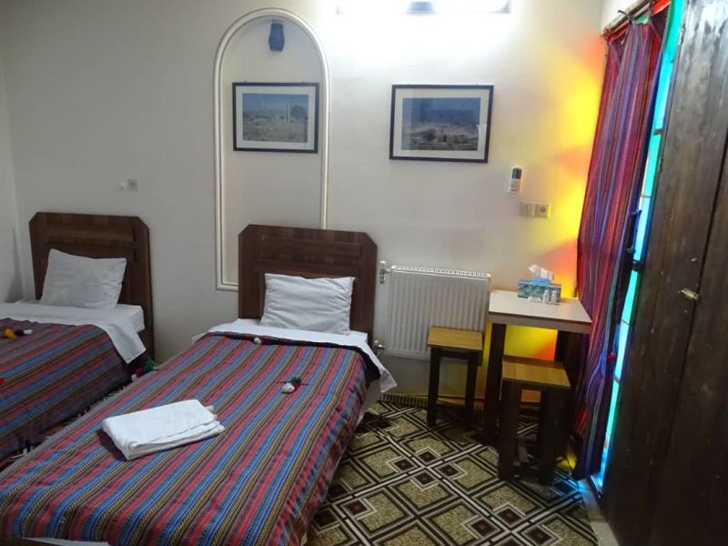 Raz Hostel in Shiraz