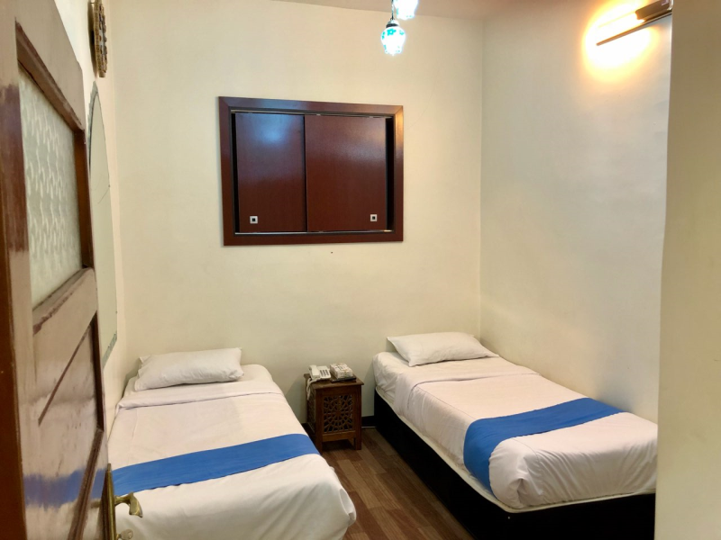 Saraye Ordibehesht Hotel