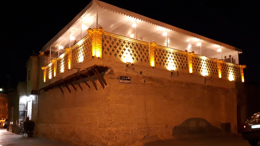 Sepehr Traditional Hotel