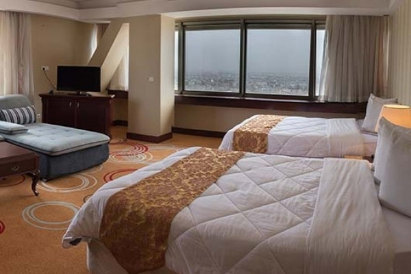 Shiraz Grand Hotel