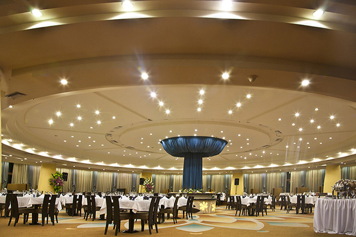 Shiraz Grand Hotel
