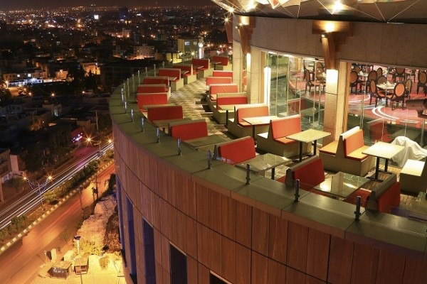 Shiraz Grand Hotel