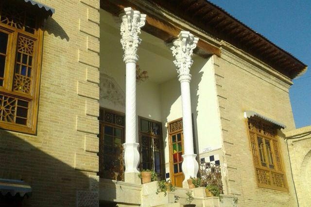 Sirah Traditional Guesthouse in Shiraz