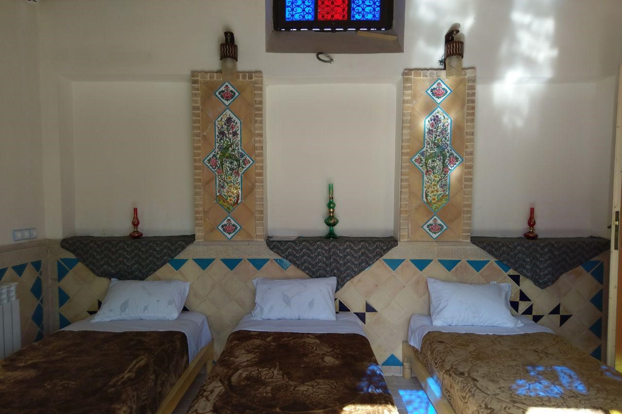 Sirah Traditional Guesthouse in Shiraz