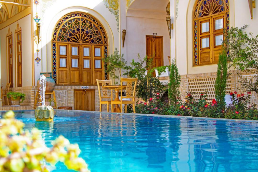 Yasmin Raheb Historic Hotel