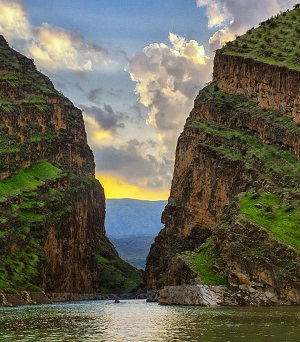 Zagros Hotel in Ilam