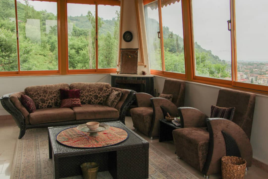 Zamin Hostel in Ramsar