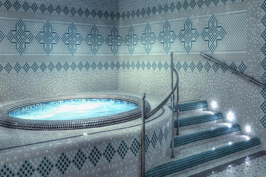 Zandiyeh Hotel Shiraz