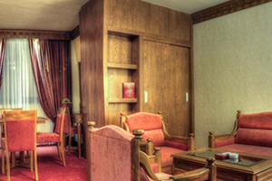 Zandiyeh Hotel in Shiraz